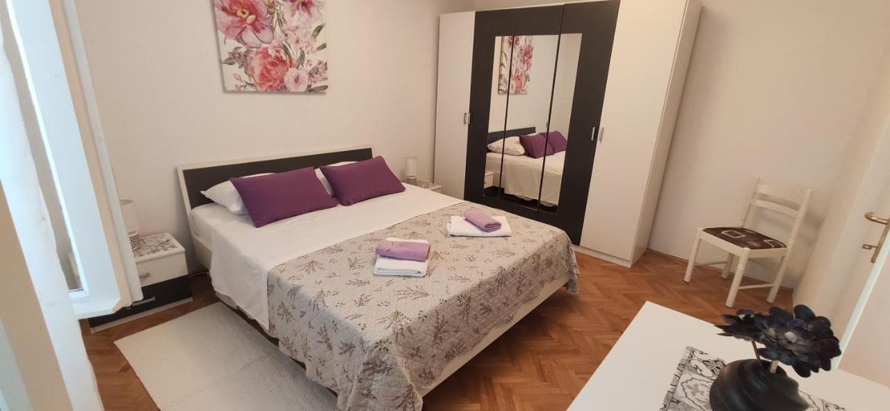 Pahljina Apartments Palit ภายนอก รูปภาพ