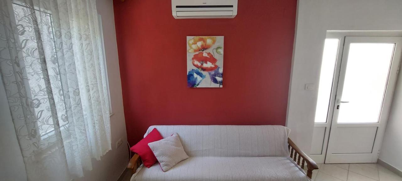 Pahljina Apartments Palit ภายนอก รูปภาพ